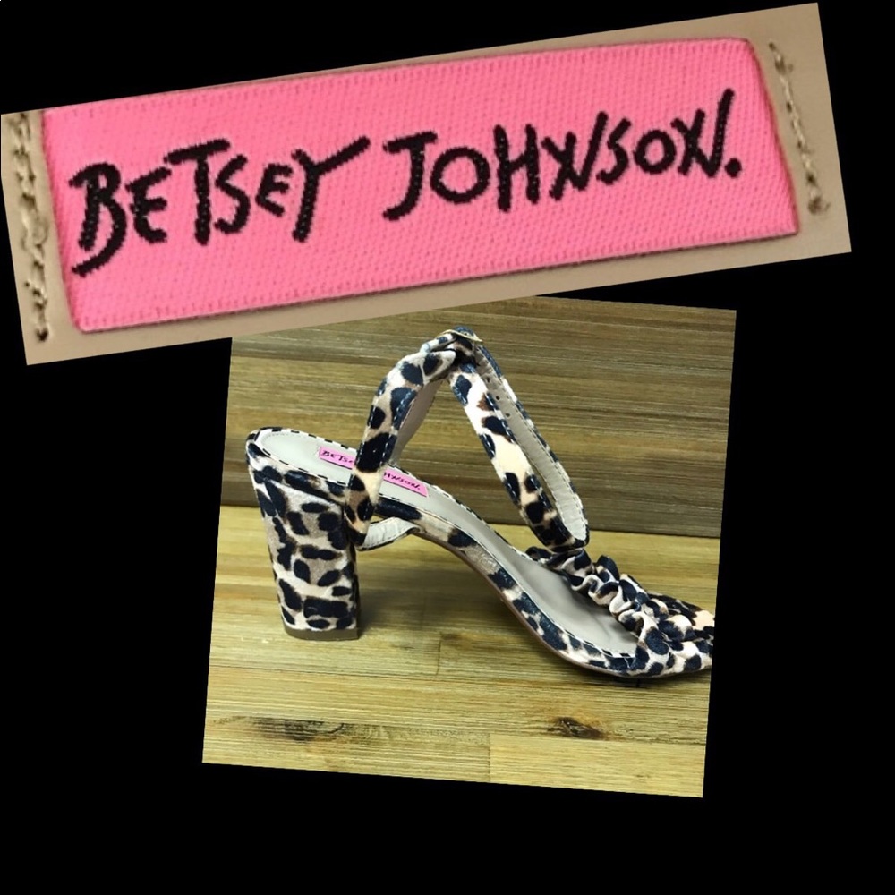 Betsy Johnson animal print sandals size 8 81/2